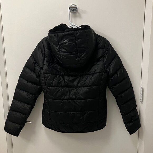 Aritzia Tnaction The Little Fuzzy Puff Puffer Coat in Black - Picture 2 of 6